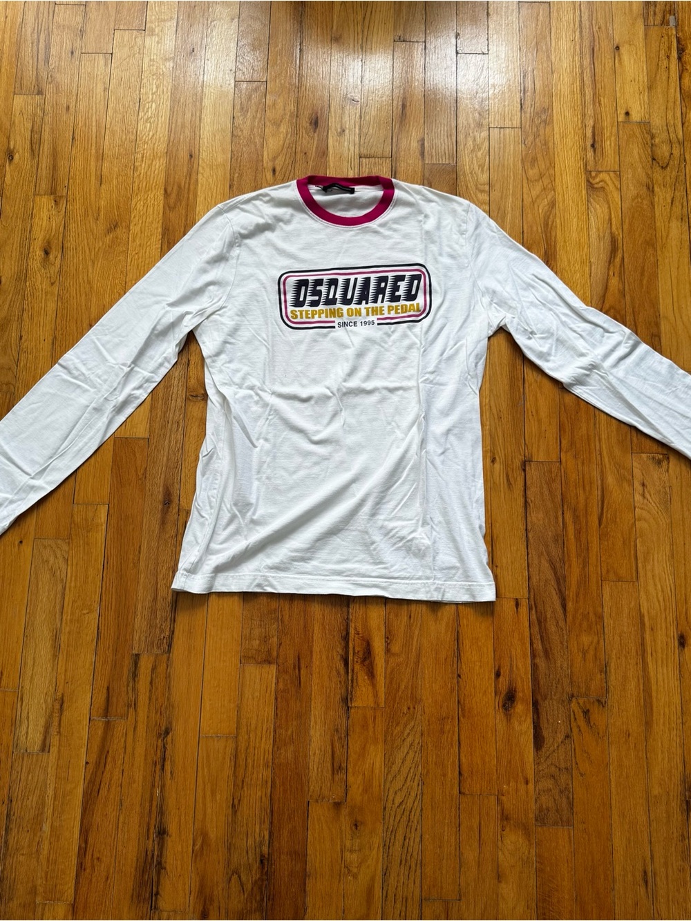 DSQUARED2 White Long Sleeve Tee with Pink Collar and Multicolor Logo